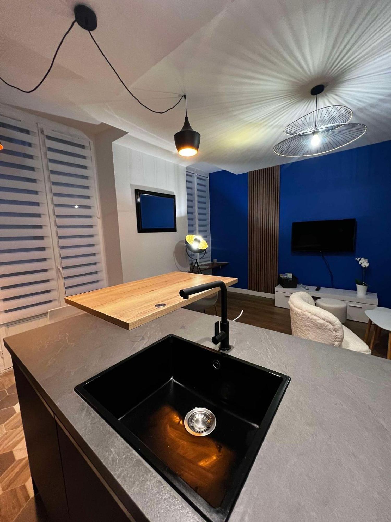 Appartement Le Flamboyant - Wifi - Central - Cosy Aix-les-Bains Kültér fotó