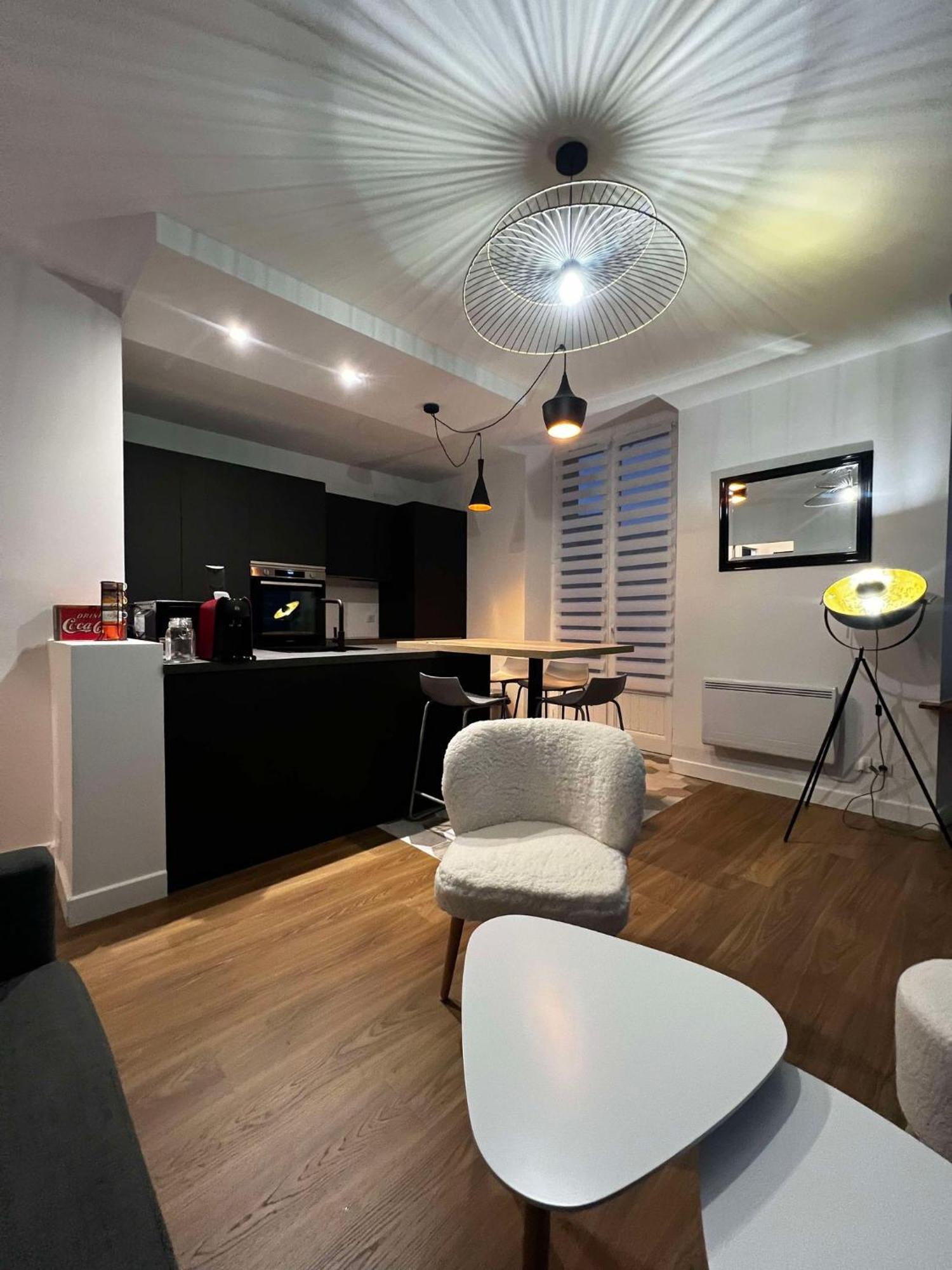 Appartement Le Flamboyant - Wifi - Central - Cosy Aix-les-Bains Kültér fotó